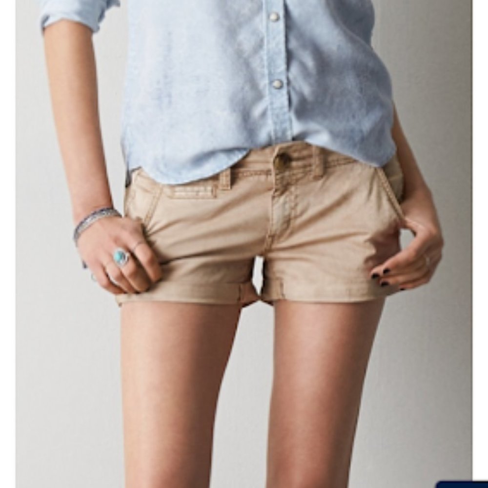 NWT American Eagle Outfitters Twill Shorts SZ 2